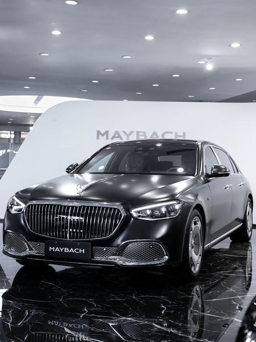 重庆68岚图汽车的售后服务让用户无忧出行，迈巴赫未来的豪华车趋势